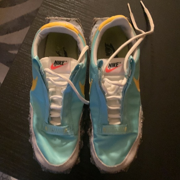 COPY - NIKE Light blue yellow RUNNING SNEAKERS Women size 7 - Picture 10 of 11